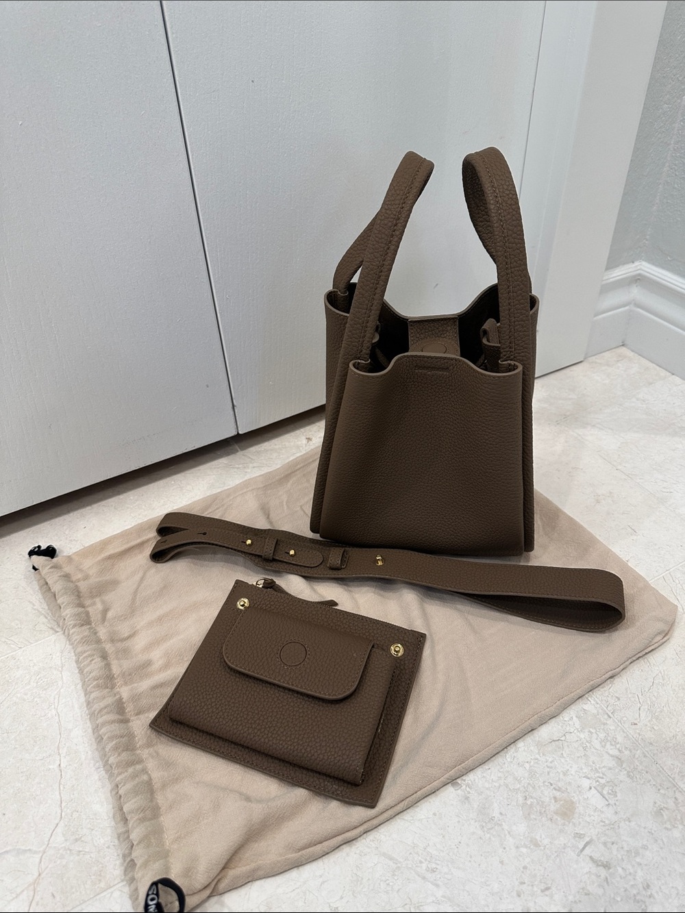 Songmont medium Song bag Taupe
